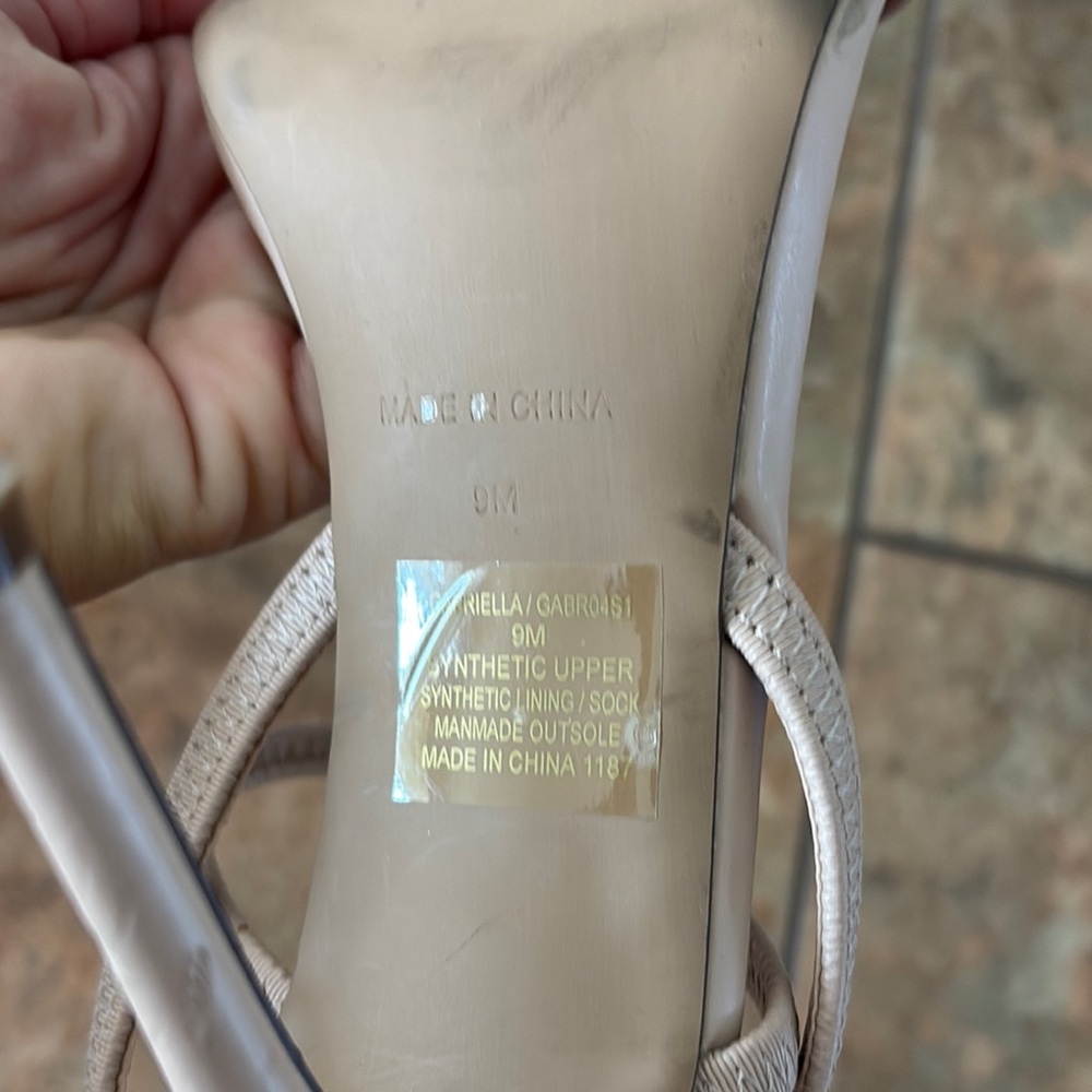 Steve Madden Cream Heel Sandals - Picture 6 of 9